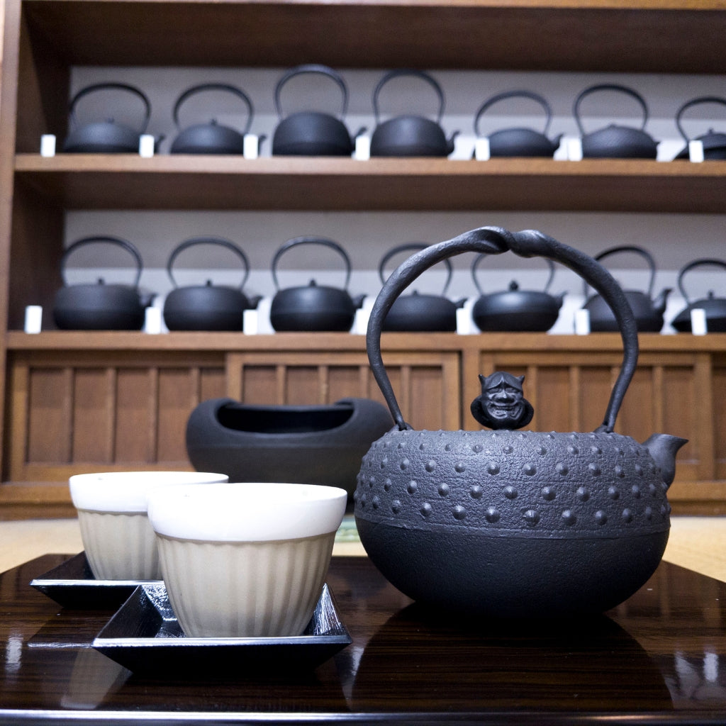 Cast Iron Kettle: Onimen Ō-Arare
