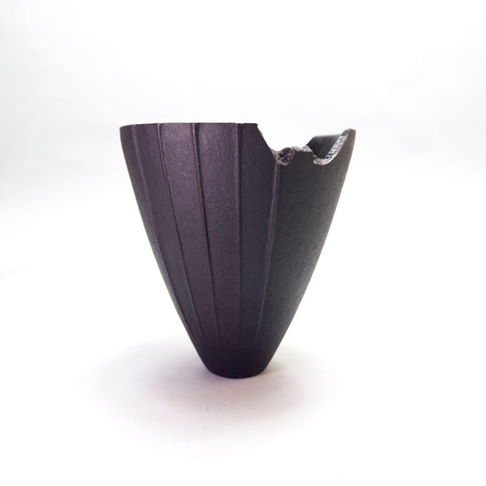 Bundle-Line Irregular Rim Vase