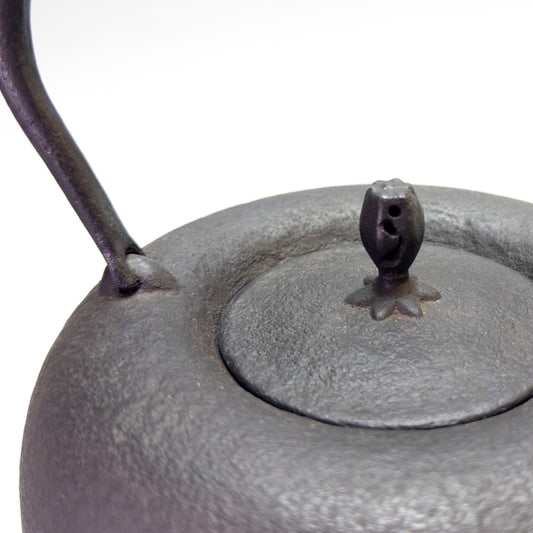 Cast Iron Kettle: Kobaguchi